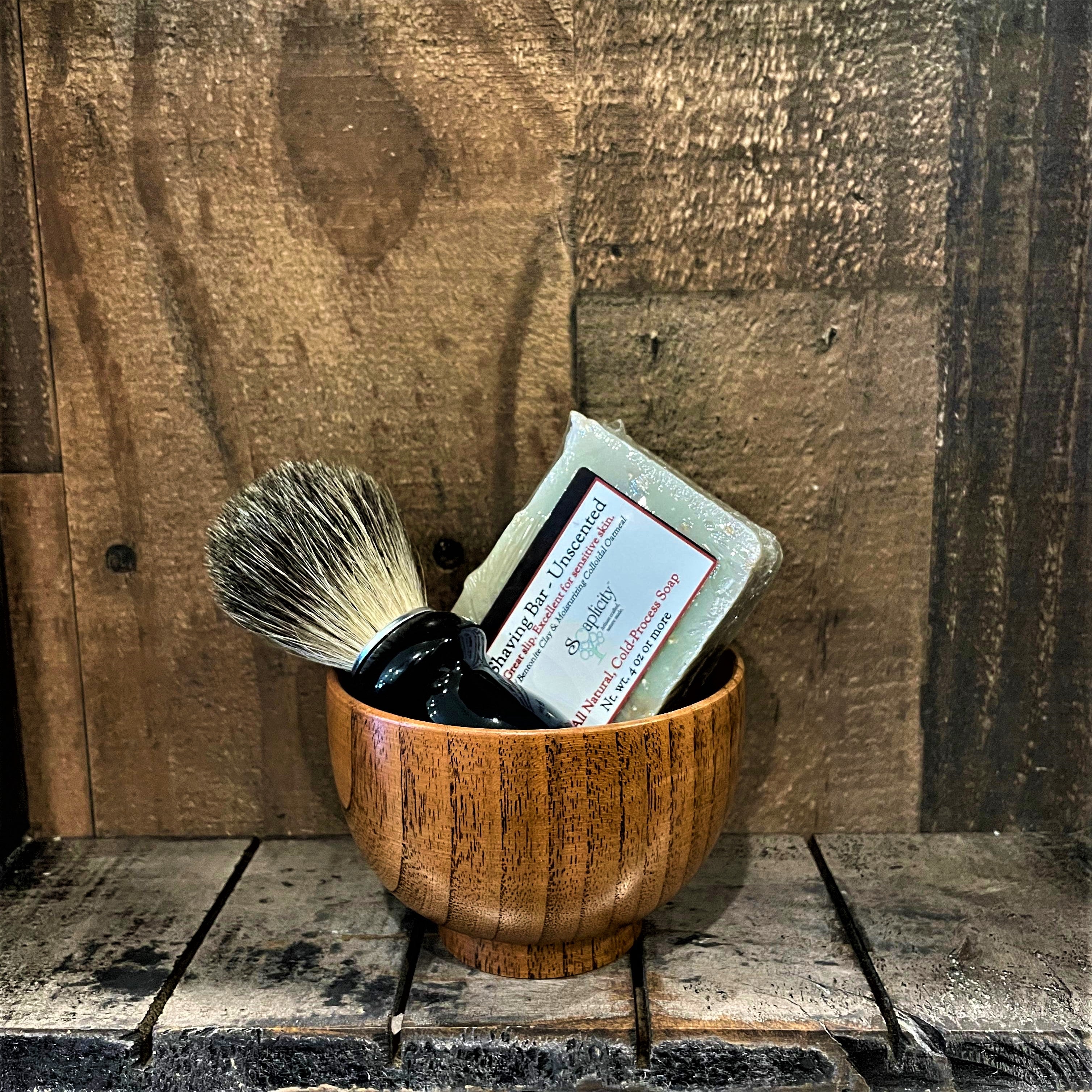 Men's Shaving Sets in Black/Datewood